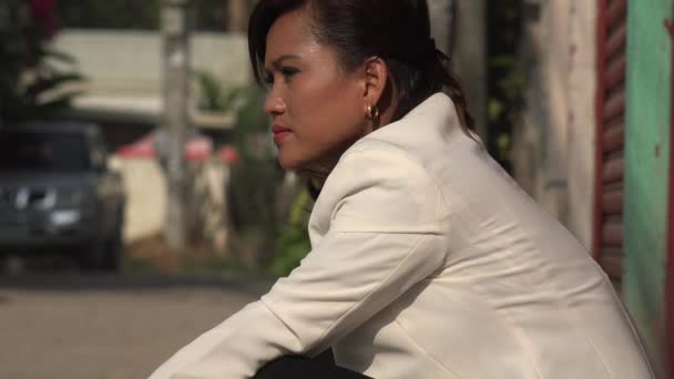 Hüzünlü Asyalı Kadın — Stok video