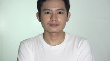 Bir İçerik Yetişkin Filipinli Erkek