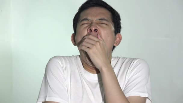 Sleepy Yawning Asian Male Isolated — Stock Video
