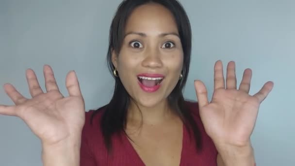 Surprised Amazed Adult Female — Stock video