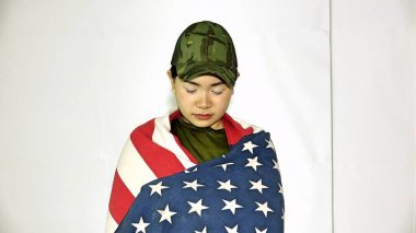 Hüzünlü Kadın Ordu Acemi Acemi Adayı