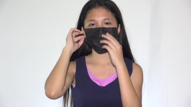 Ásia Menina Adolescente Com Covid Facemask — Vídeo de Stock