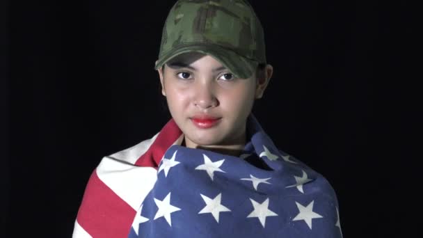 Army Woman American Flag Isolated — Stockvideo
