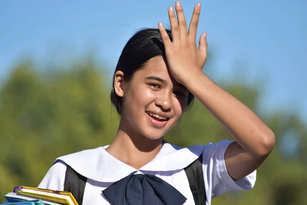 Esquecido Jovem Diverso Menina Estudante Segurando Livros — Fotografia de Stock