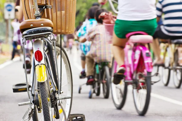 公園内の自転車は — ストック写真