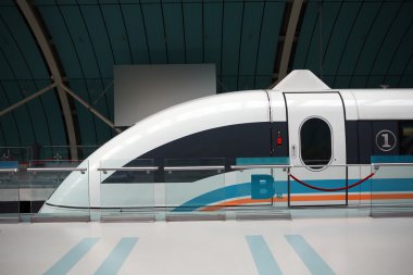 shanghai maglev treni