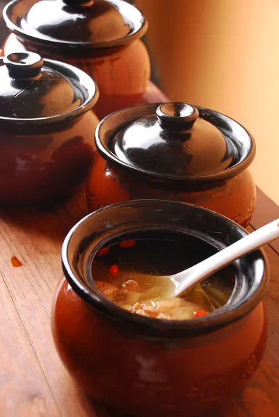 Chine délicieux aliment- soupe de poulet — Photo