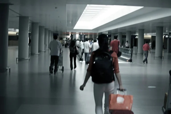 El pasajero en el aeropuerto — Foto de Stock