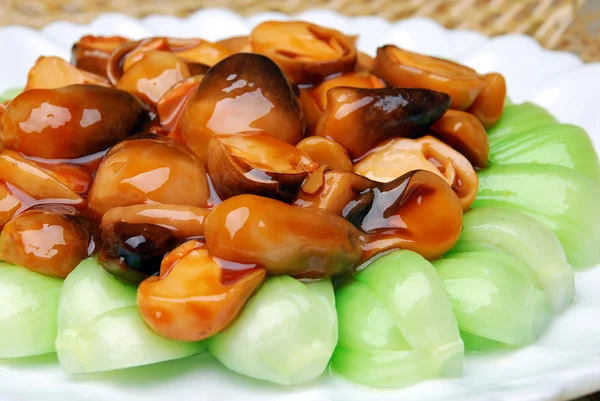 Çin lezzetli yemekleri - mantarlı sebze yemek