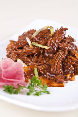 domuz eti böbrek ve sebze