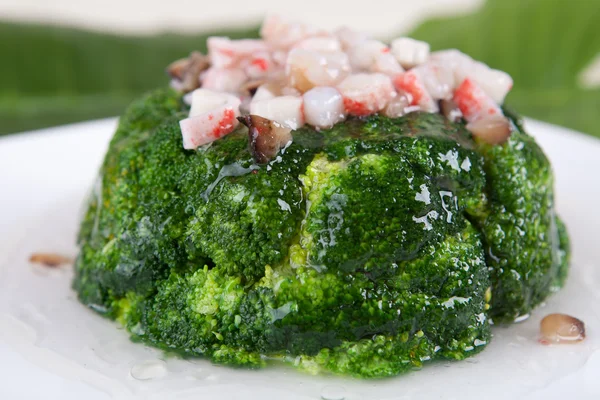 Chiny pyszne jedzenie - brokuły i krewetki — Zdjęcie stockowe