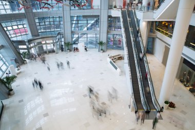 yoğun alışveriş merkezi