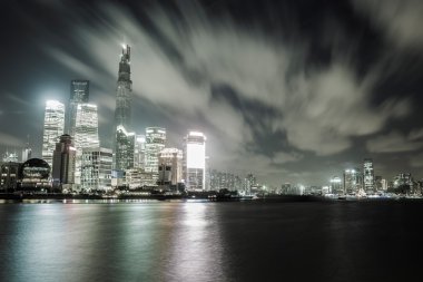 Gece Şangay silüeti