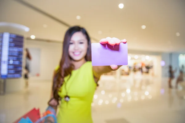 Excited shopping woman — Stockfoto