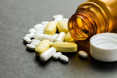 ilaçlar ve vitamin - kapat