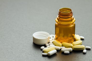 ilaçlar ve vitamin - kapat