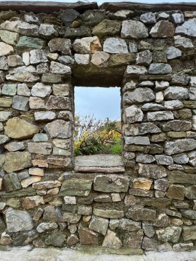 Yunanistan 'ın Platamonas kalesi yakınlarındaki Eski Panteleimonas köyünde mimarlık.