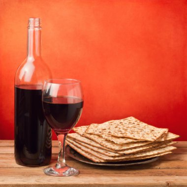 matza ve şarap için Fısıh Bayramı seder kutlama