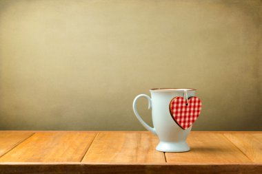 Kahve kupa kalp şeklinde ahşap tablo