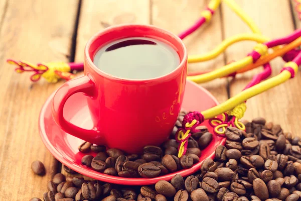 Eszpresszó kávé csésze kávé babbal — Stock Fotó