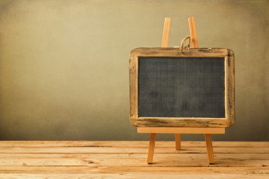 ahşap şövale kara tahta