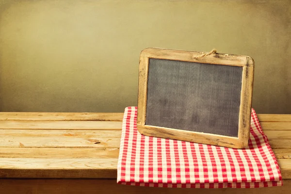 Chalkboard e toalha de mesa — Fotografia de Stock