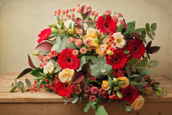 Bellissimo bouquet di fiori — Foto Stock