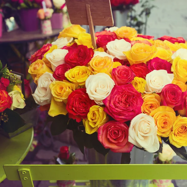 Květinářství trhu na ulici — Stock fotografie