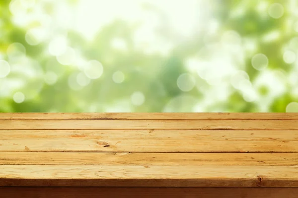 Mesa de cubierta de madera vacía — Foto de Stock