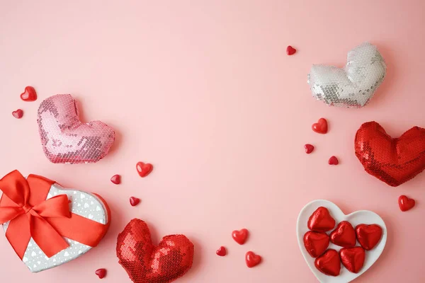 Šťastný Valentýn Pozadí Tvary Srdce Čokolády Dárkové Krabice Horní Pohled — Stock fotografie