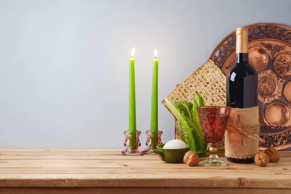 Jewish Holiday Passover Celebration Concept Wine Matzah Seder Plate Wooden — Stock Photo, Image