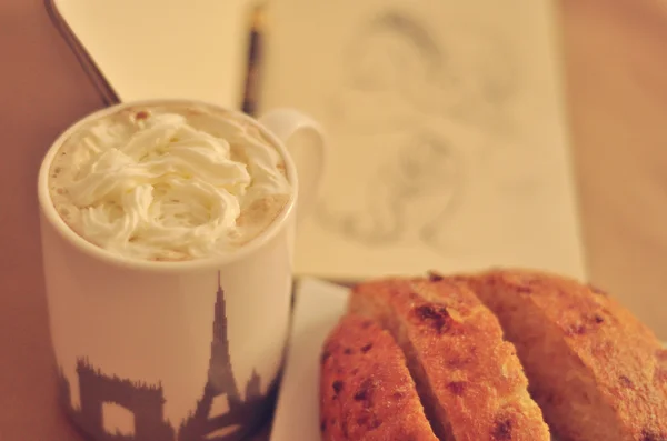 Coffee cup with whipped cream — Stock Photo, Image