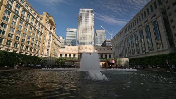 London Mai 2022 Jib Împușcă Coborâți Lângă Fântână Piața Cabot — Videoclip de stoc