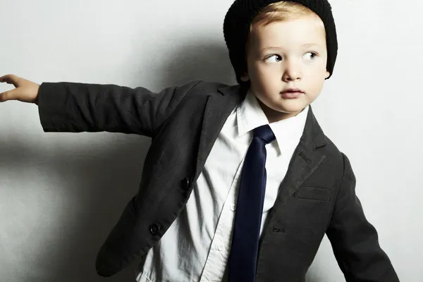 Muchacho de moda en corbata. moda children.suit —  Fotos de Stock