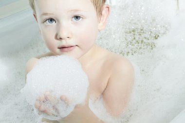 köpük bath.funny çocuk, küçük çocuk