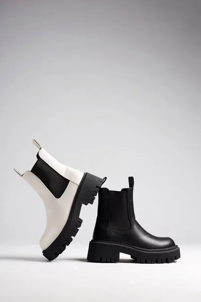 Black White Boots Fashion Shoes Still Life Stylish Photo Studio — Stock Photo, Image
