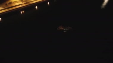 İbiza limanının gece görüntüsü - 7 Temmuz 2022 HQ 4K görüntüleri