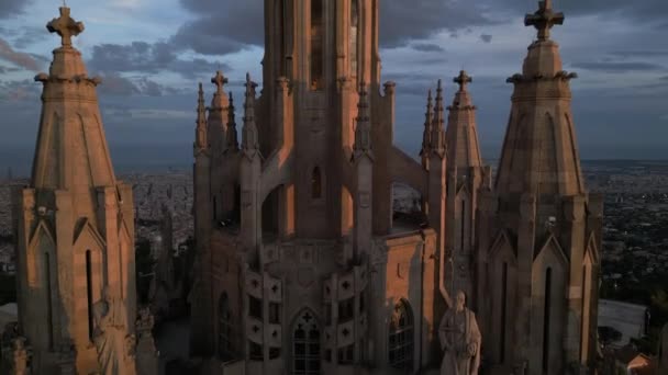 Vue Aérienne Skyline Barcelone Avec Temple Sagrat Cor Lever Soleil — Video