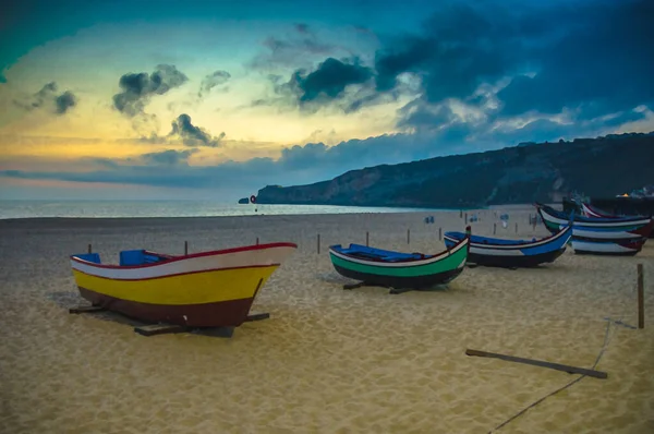 Aquarel Tekening Van Kleurrijke Houten Boten Nazare Strand Bij Schemering Stockfoto