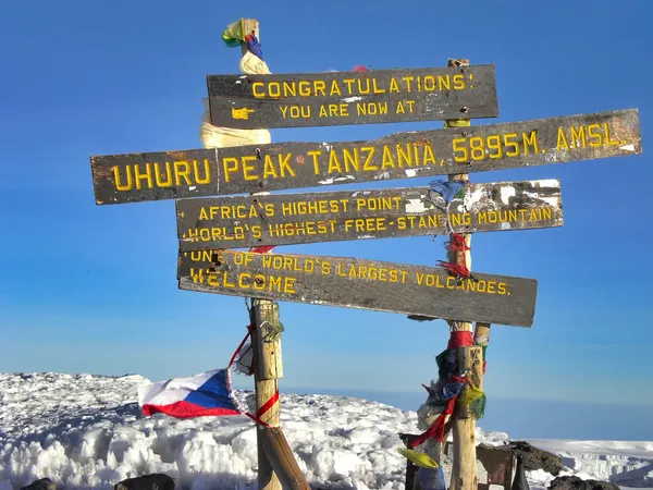 Mt. Kilimangiaro, il tetto dell'Africa. Mt. Klilimanjaro, l'highe — Foto Stock