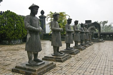 taş mandarin khai dinh, hue, vietnam Türbesi de onur.