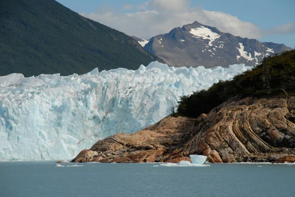 O Glaciar Perito Moreno na Patagônia, Argentina . — Fotografia de Stock