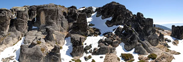 Panorama of mountains with sculpure of Virgin Mary. Portugal. — Stock Photo, Image