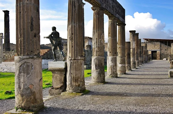 Pohled na ruinách Pompejí. Itálie. — Stock fotografie