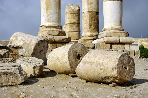 Ruins of citadel. Amman. Jordan. — Stock Photo, Image