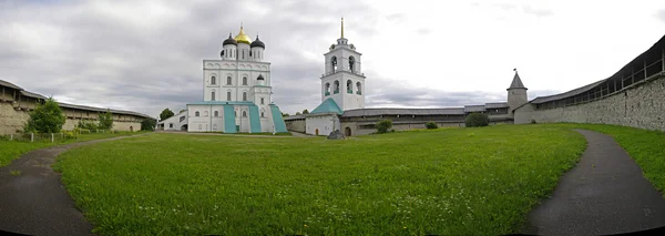 El Kremlin de Pskov. Rusia . — Foto de Stock