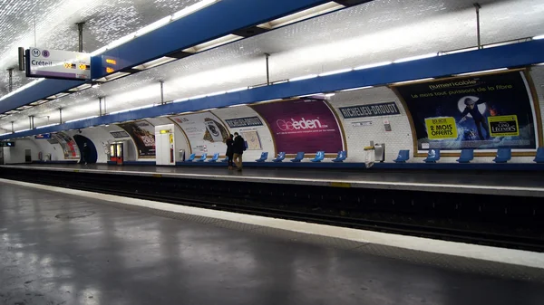 Metro station i Paris — Stockfoto