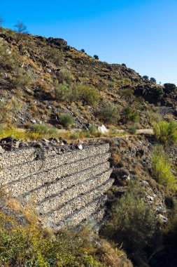 İspanya 'nın güneyindeki Almerya ili dağları güneşli bir günde