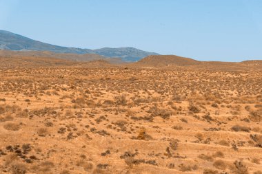 İspanya 'nın güneyinde gün batımında Tabernas Çölü