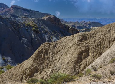 Güneşli bir günde İspanya 'nın güneyinde Tabernas Çölü